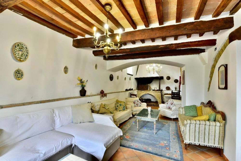 Agriturismo Corvaia Radicofani Exteriör bild