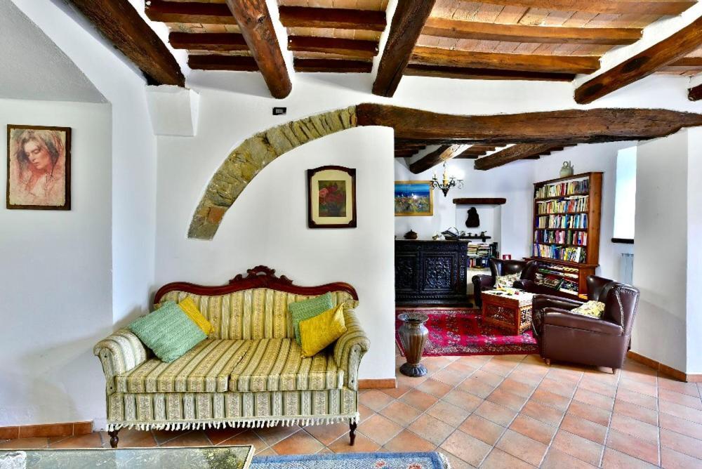 Agriturismo Corvaia Radicofani Exteriör bild
