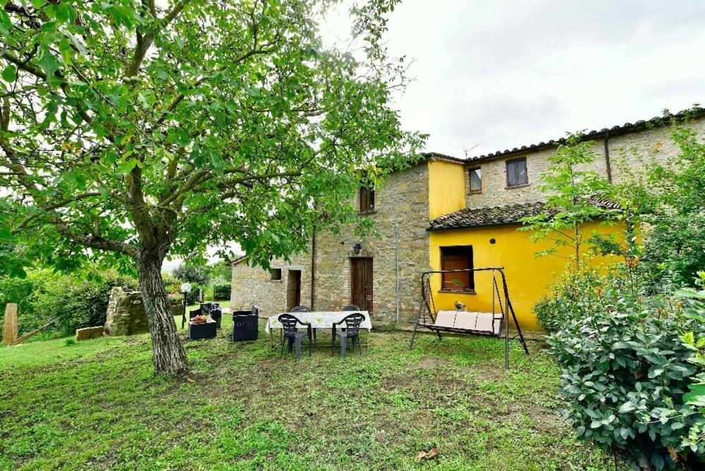 Agriturismo Corvaia Radicofani Exteriör bild